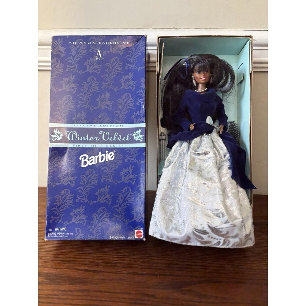 Barbie Avon Exclusive Winter Velvet African America First In A Series 1995